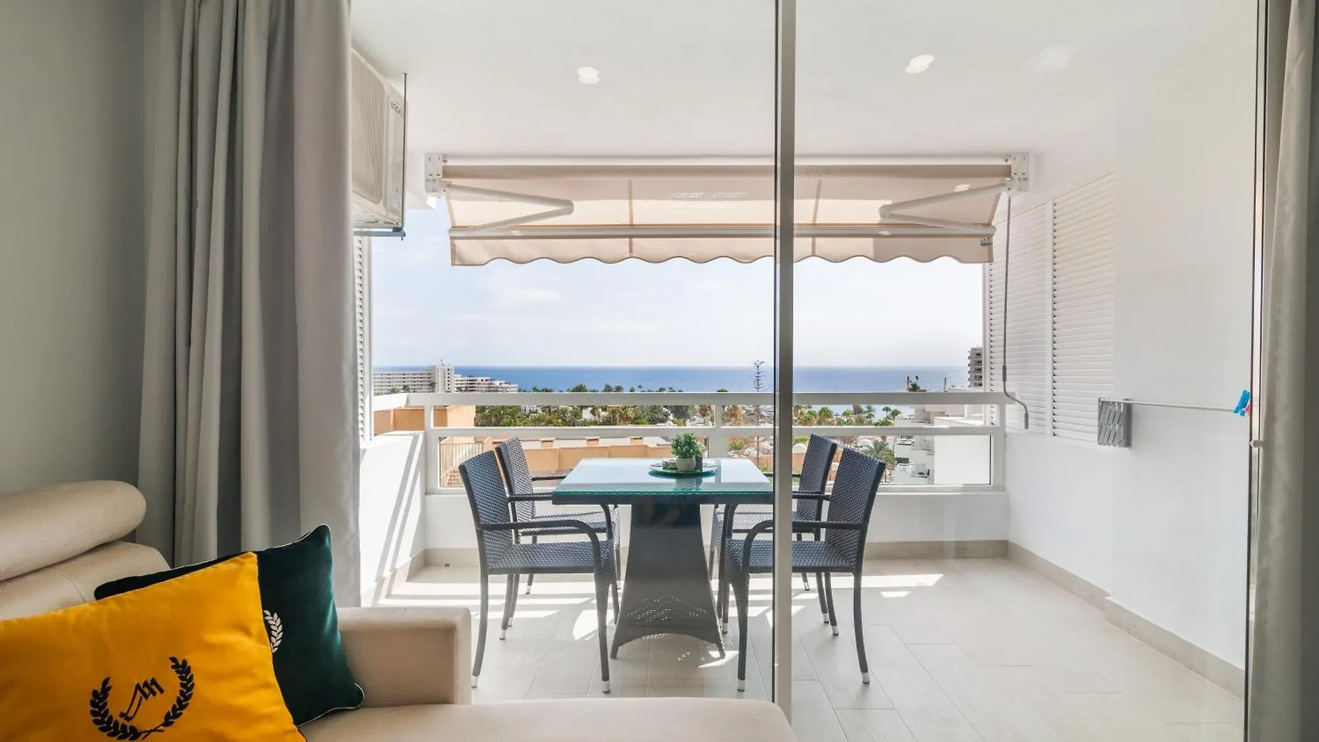 Ponderosa 611, Las Americas, One Bedroom Apartment With Large Terrace And Ocean View, Next To Siam Park Playa Feñabe