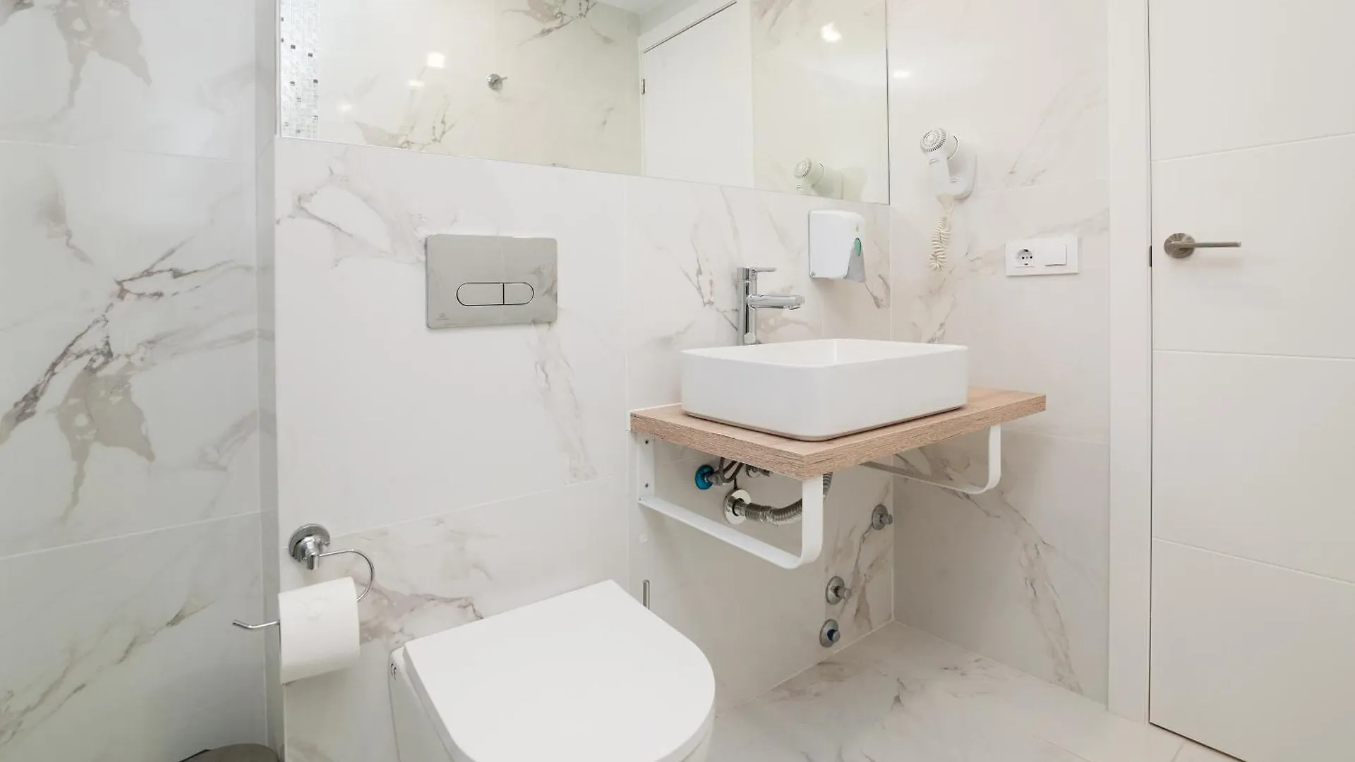 Ponderosa 611, Las Americas, One Bedroom Apartment With Large Terrace And Ocean View, Next To Siam Park Playa Feñabe