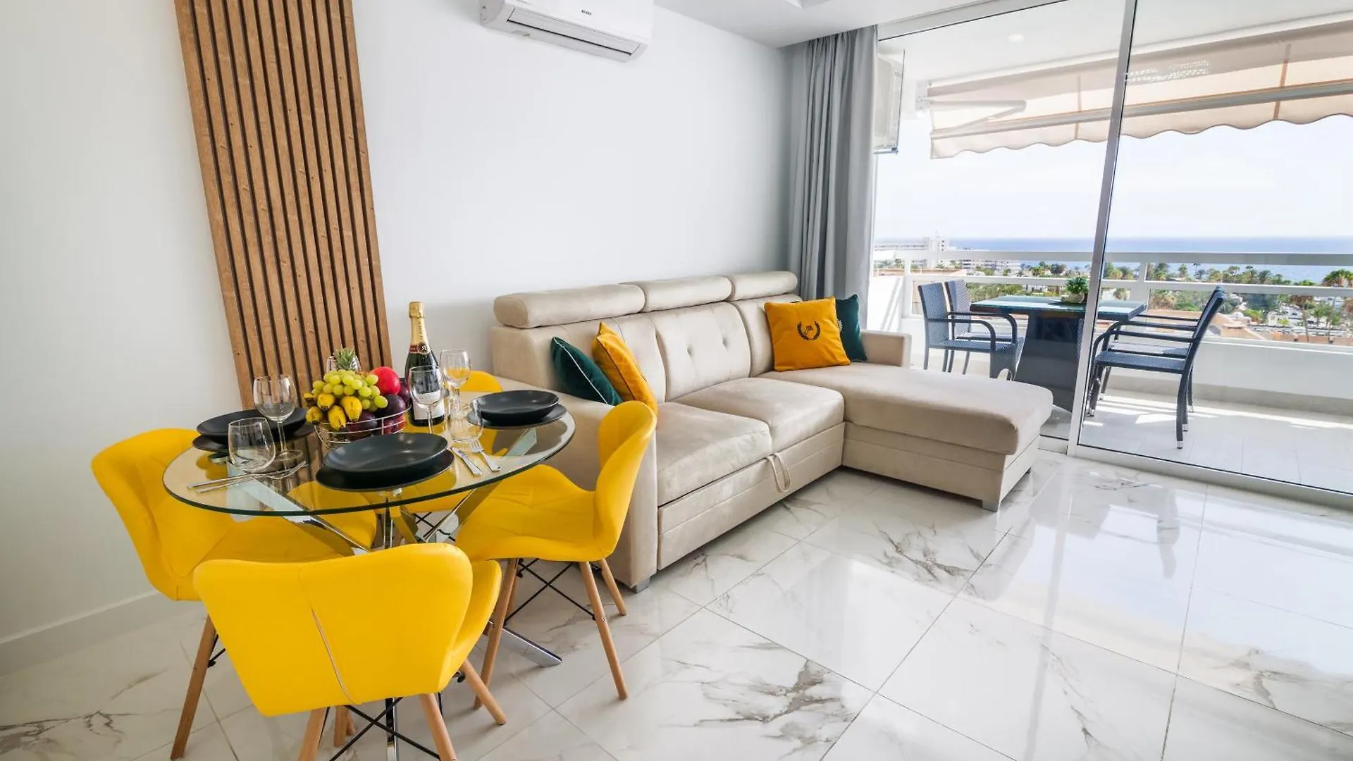 Ponderosa 611, Las Americas, One Bedroom Apartment With Large Terrace And Ocean View, Next To Siam Park Playa Feñabe