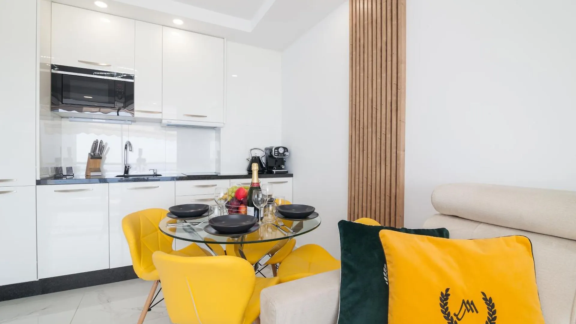 Ponderosa 611, Las Americas, One Bedroom Apartment With Large Terrace And Ocean View, Next To Siam Park Playa Feñabe 0*,